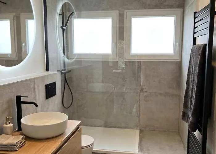 L'émeraude Hébergement de vacances *